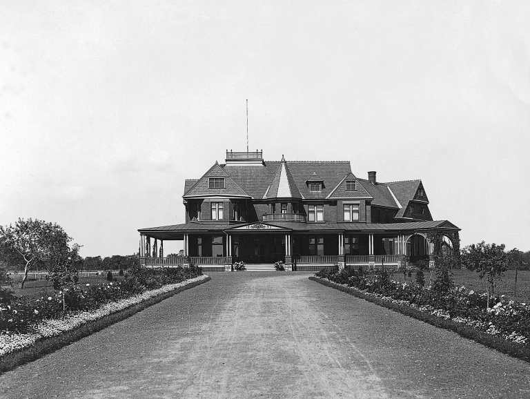 W.W. Ogilvie's house, "Rapids Farm", Lasalle, QC, 1899