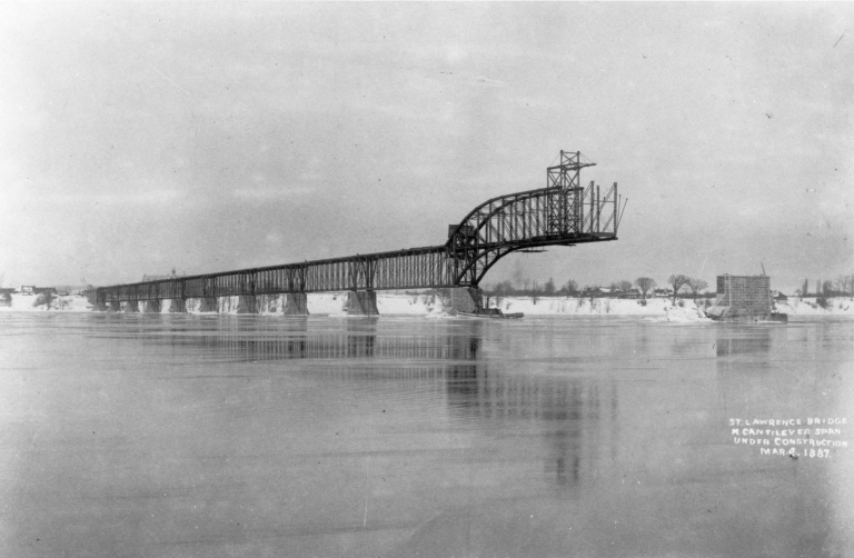 St. Lawrence bridge under construction
