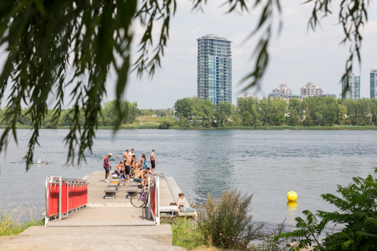 Floating pier in Parc du Quai-De-La Tortue Summer 2016 