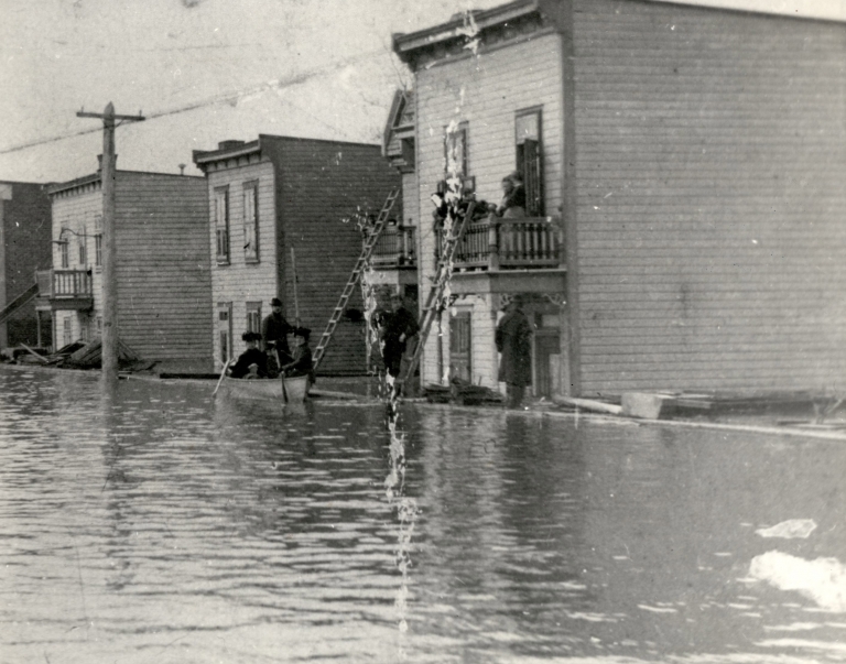 Rue Ethel during the devastating flood in 1904 
