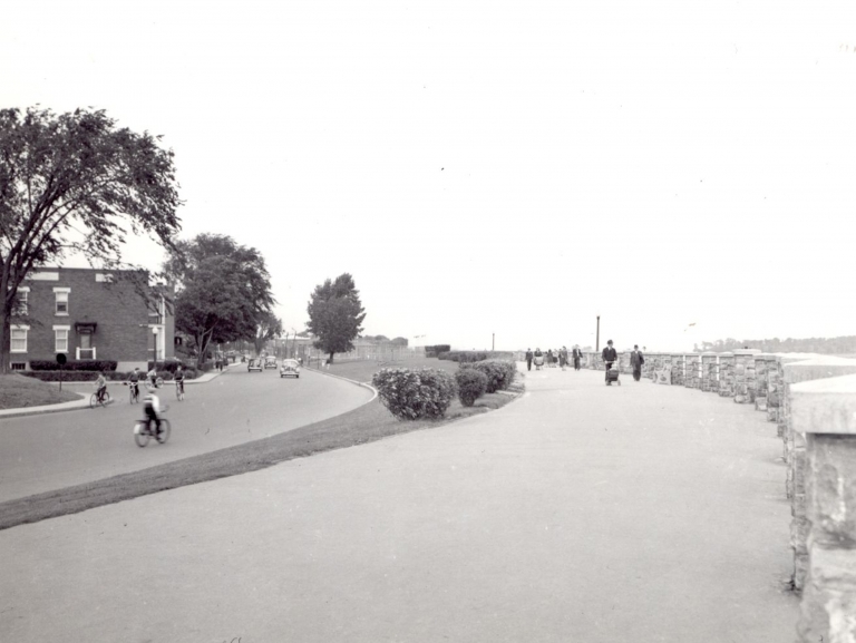 The riverbank promenade