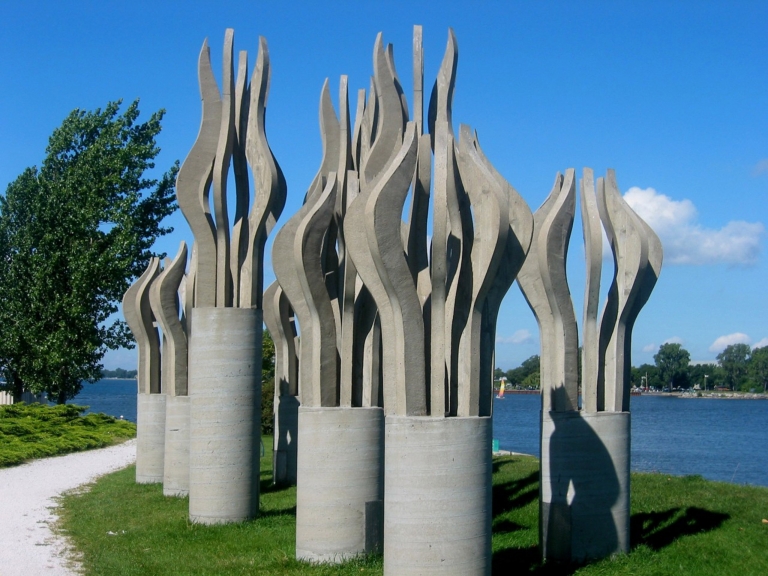 Sculpture by Robert Roussil, Hommage à René-Lévesque, 1988  